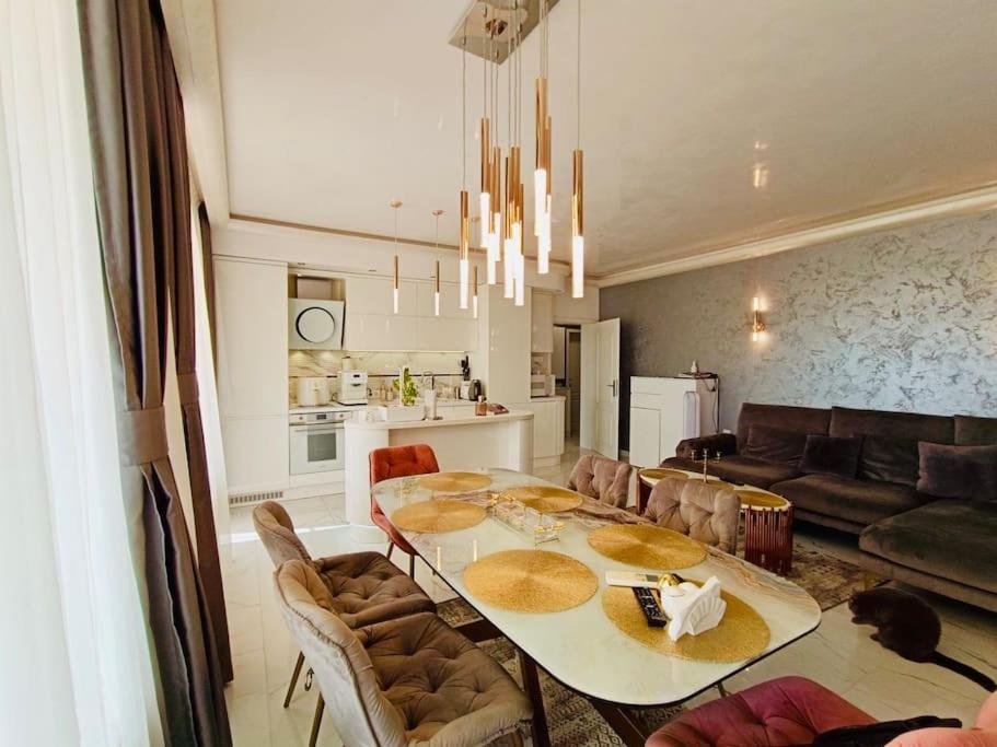 Spacious Prestige Penthouse Varna Exteriör bild